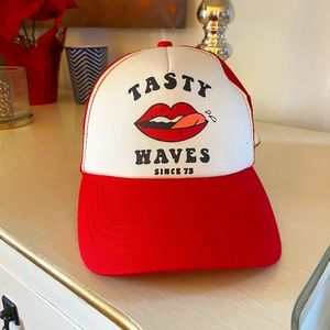 Billabong trucker hat